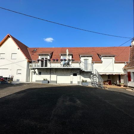 Au Parfum Des Roses Apartment Gunstett Екстериор снимка